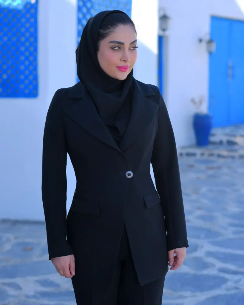 مقدار پارچه مناسب برای مانتو شلوار اداری