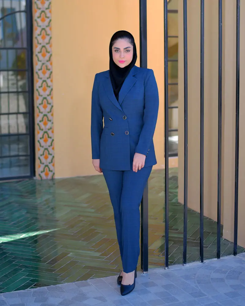 دلیل کج شدن پایین مانتو