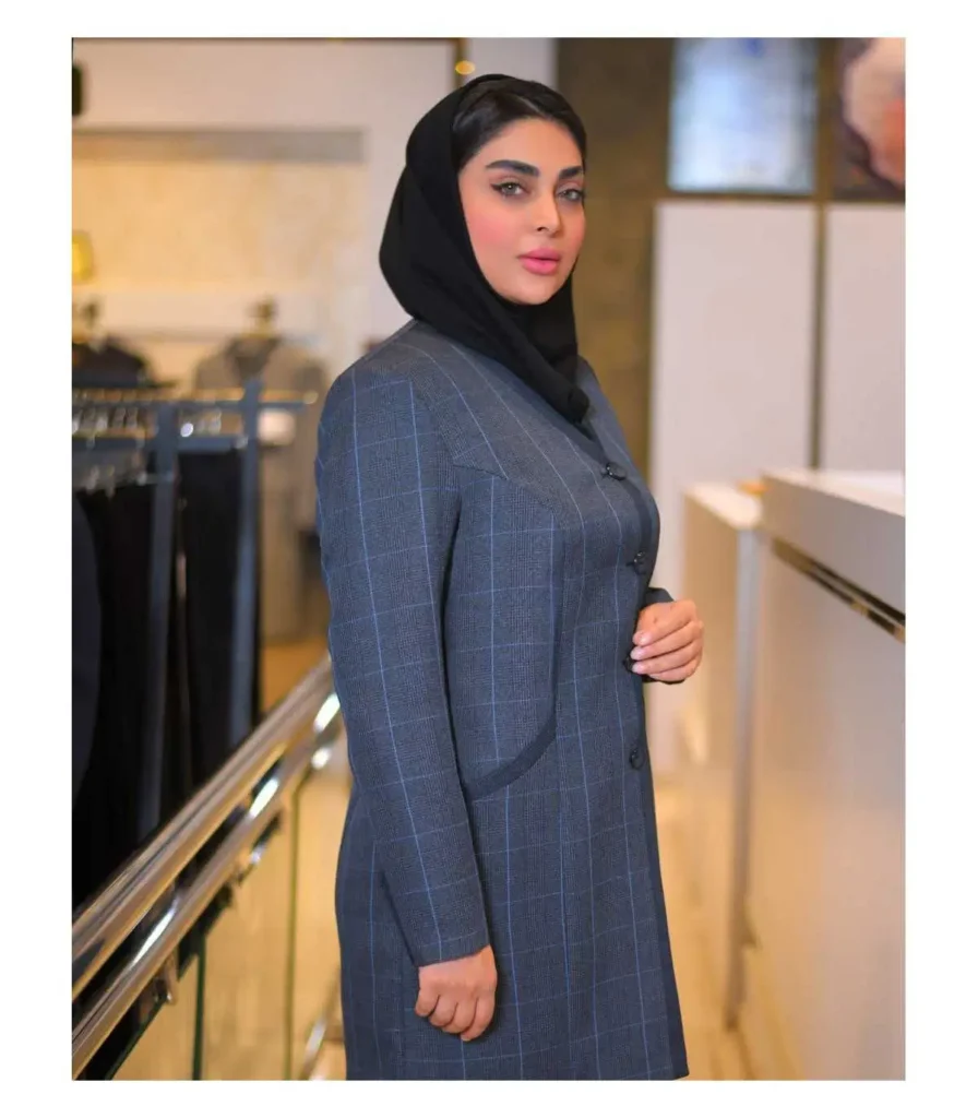مهم‌ترین نکات انتخاب مانتو شلوار دانشجویی مناسب